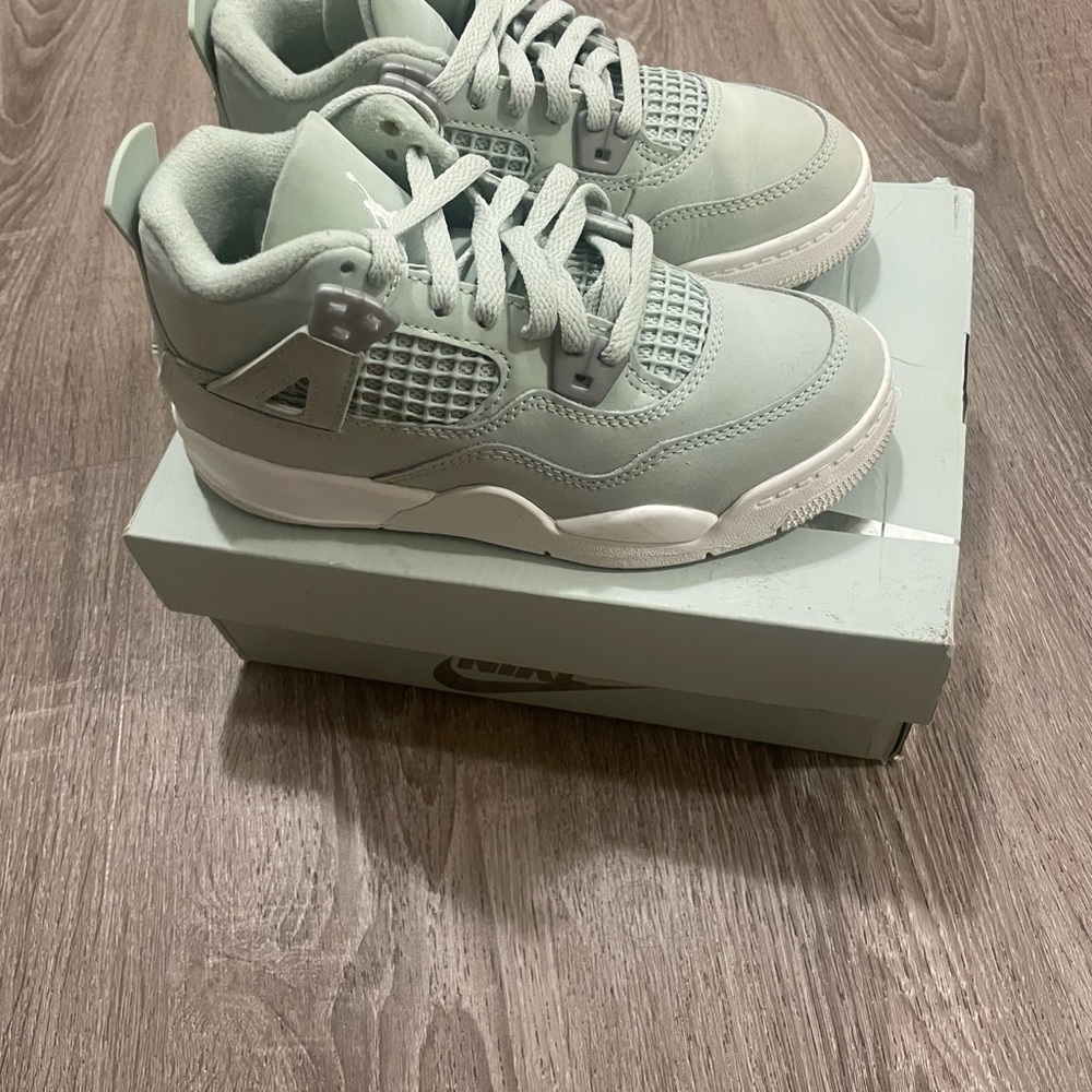 Jordan Kids Mint Green Low-Top Sneakers